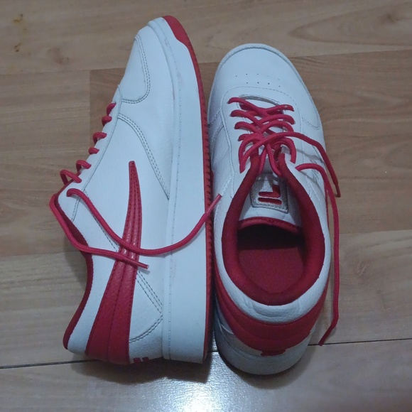 These are Fila Shoes - Picture 2 of 3